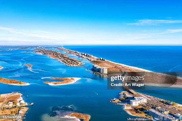 orange beach alabama antenne - pensacola stock-fotos und bilder