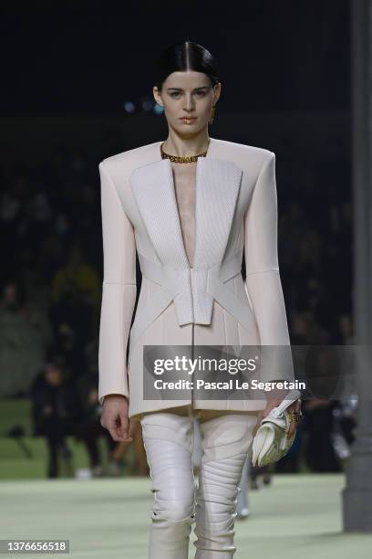 Model walks the runway during the Balmain Womenswear Fall/Winter 2022-2023 show at Carreaux Du Temple as part of Paris Fashion Week on March 02, 2022...