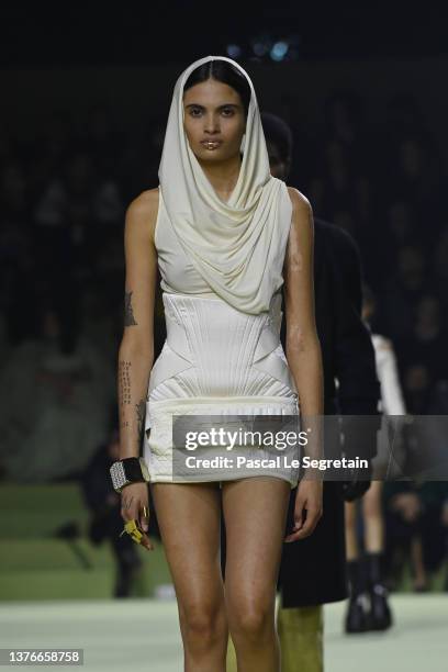 Model walks the runway during the Balmain Womenswear Fall/Winter 2022-2023 show at Carreaux Du Temple as part of Paris Fashion Week on March 02, 2022...