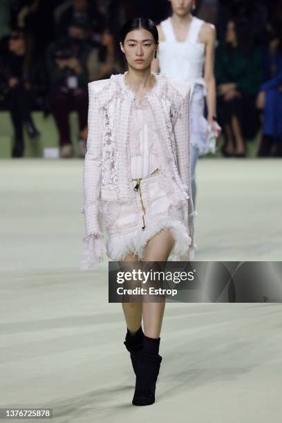 Model walks the runway during the Balmain Womenswear Fall/Winter 2022-2023 show at Carreaux Du Temple as part of Paris Fashion Week on March 2, 2022...