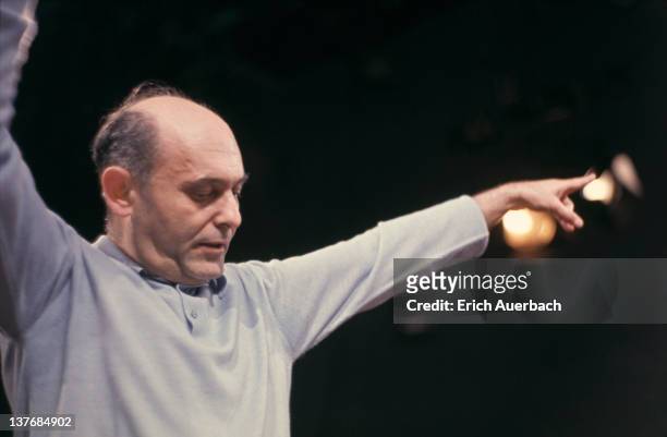 Hungarian-British orchestral and operatic conductor Sir Georg Solti , 1961.