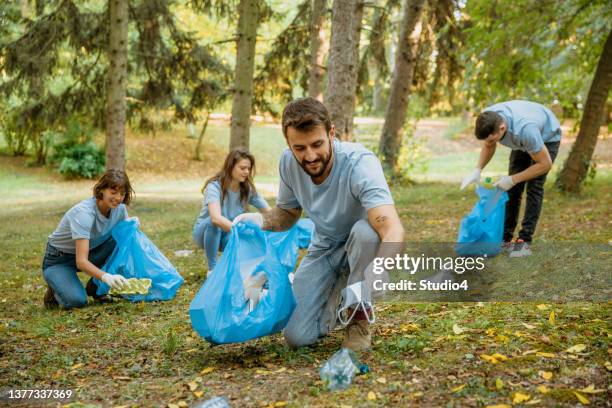 be a leader in your community - full responsibility stock pictures, royalty-free photos & images