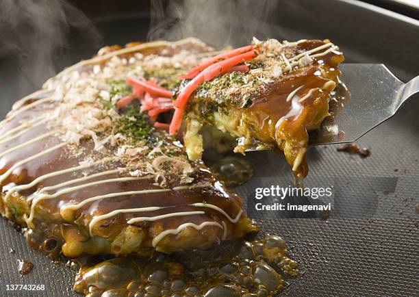 okonomiyaki - okonomiyaki stock pictures, royalty-free photos & images