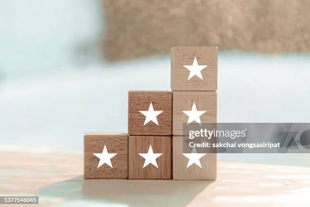 star rating, expertise, success, achievement, advice, award, competition, concept - ranking fotografías e imágenes de stock