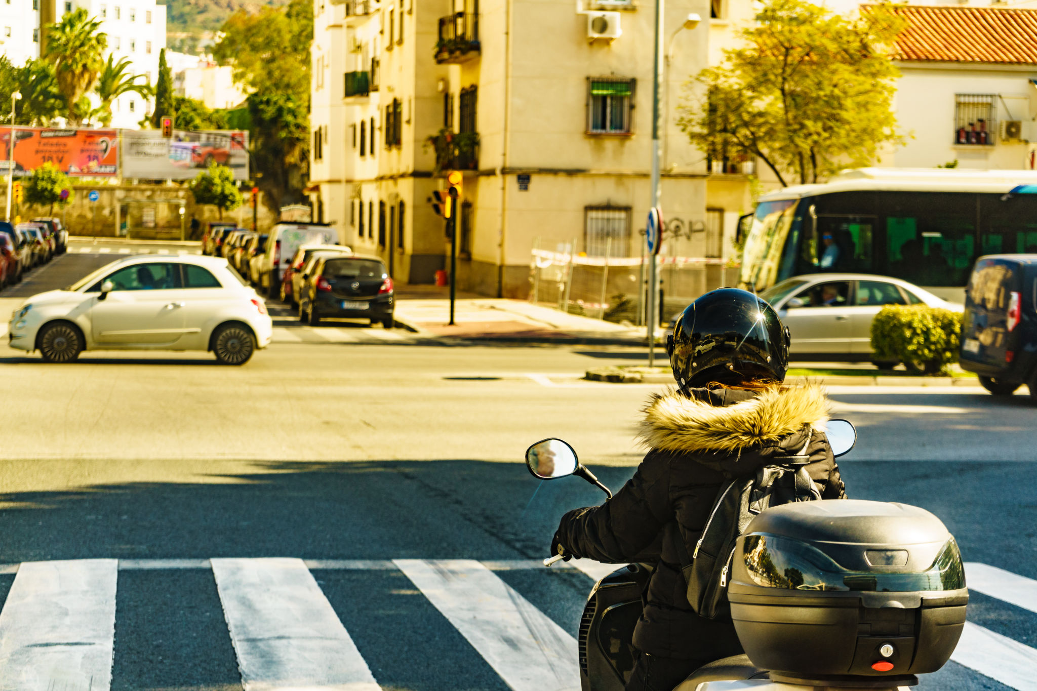 moto en ciudad