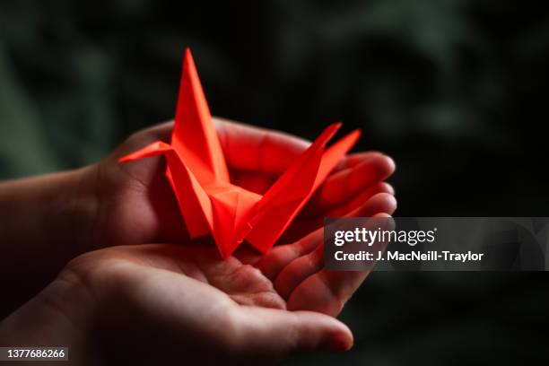 origami crane - origami stock pictures, royalty-free photos & images