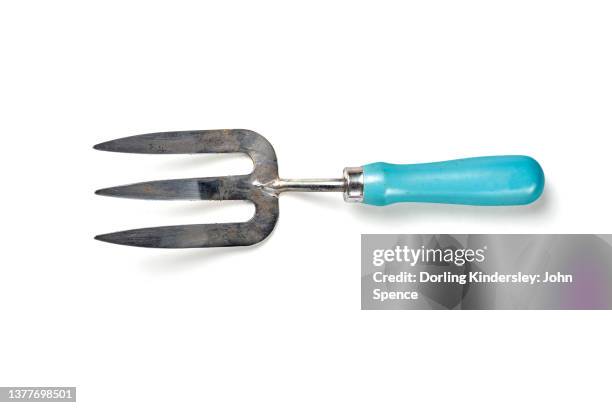 hand fork - forca da giardino foto e immagini stock