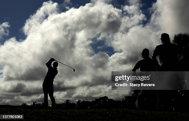Kyle Stanley hits his tee shot on the sixth hole during the first round of the Puerto Rico Open at Grand Reserve Golf Club on March 03, 2022 in Rio...