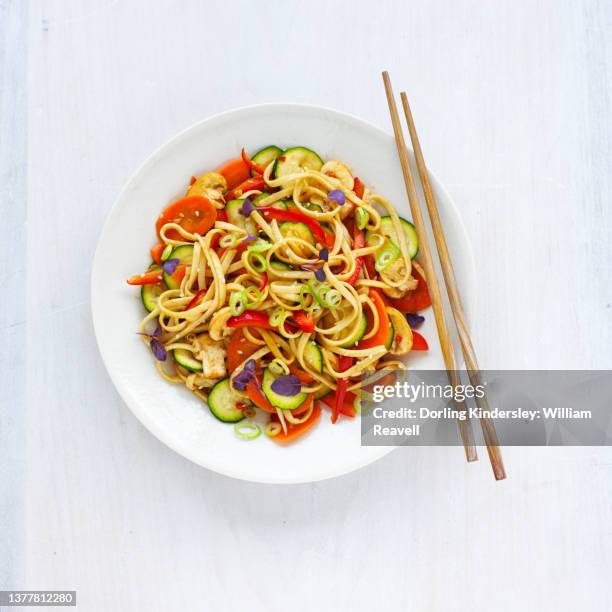 no-cook veggie stir fry with rice vinegar dressing - red bell pepper stock pictures, royalty-free photos & images