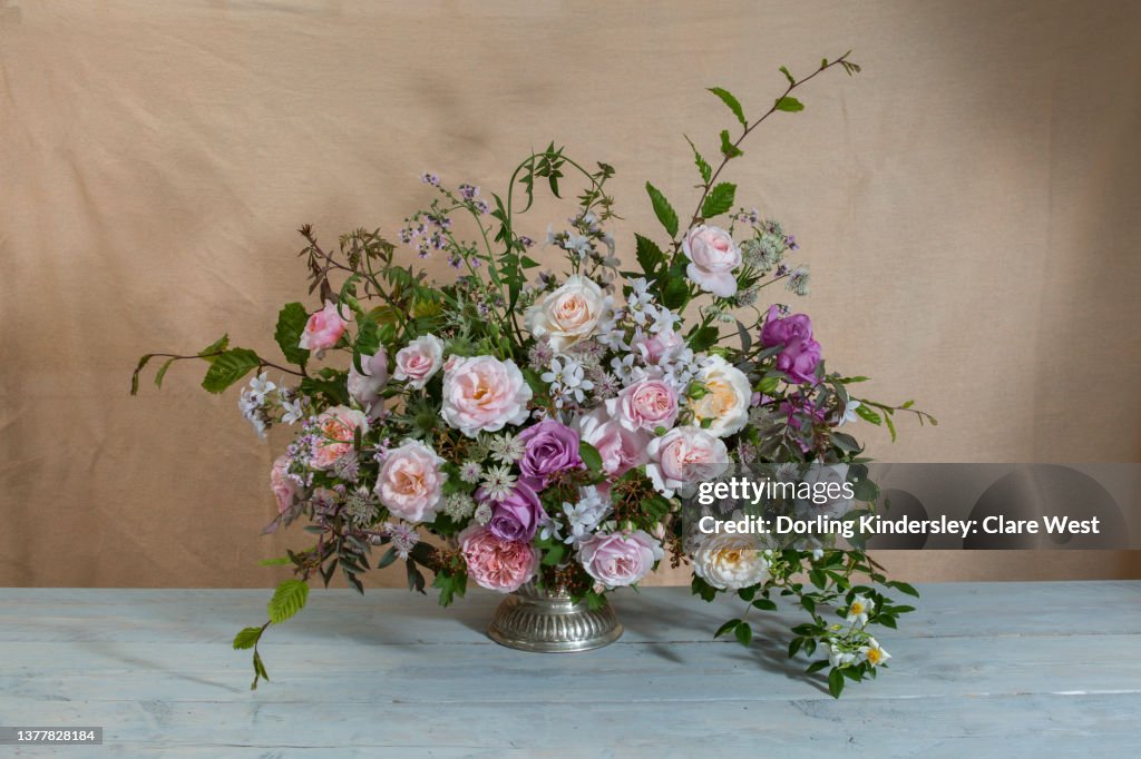 Rose flower arrangement