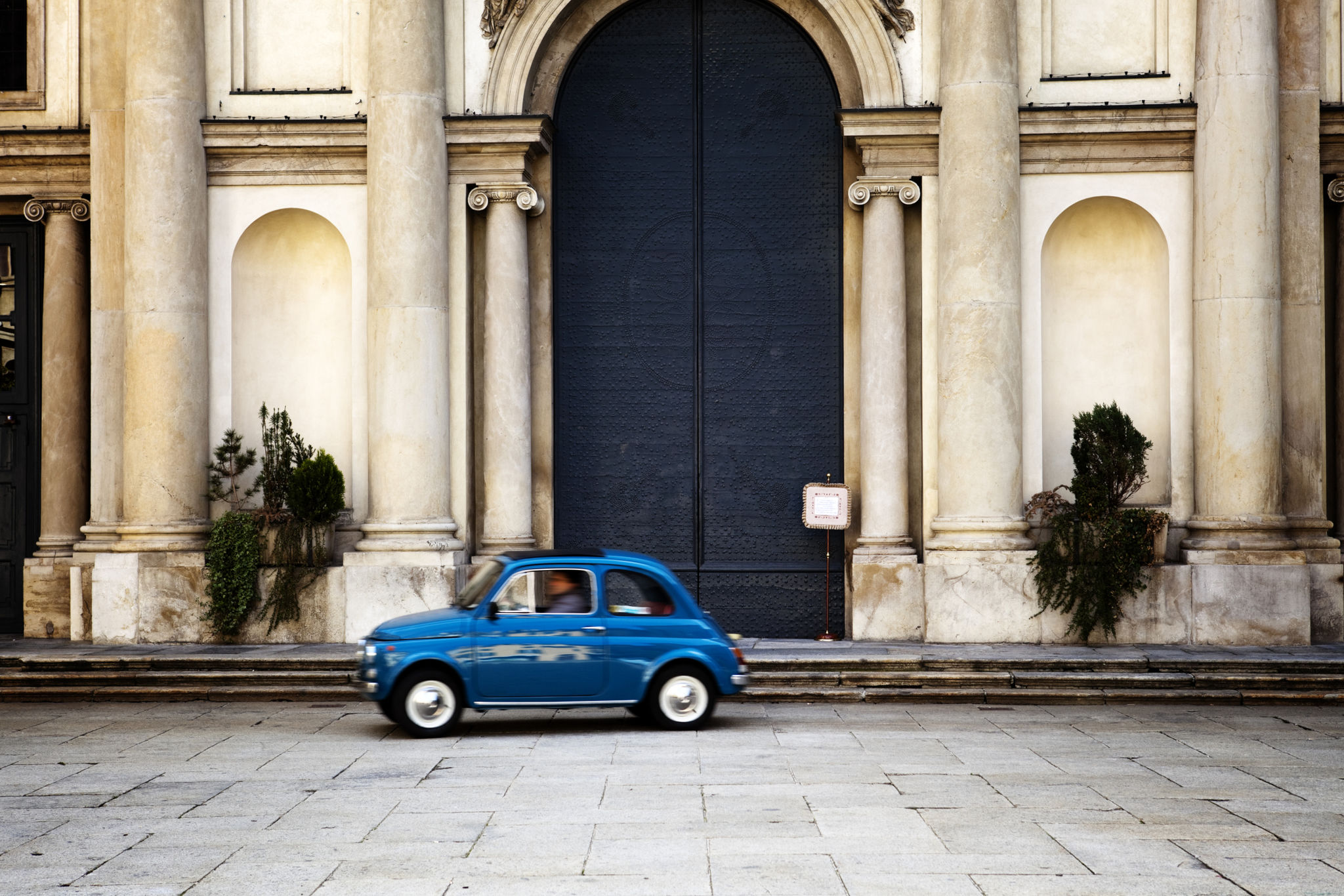 wedding car hire Milan