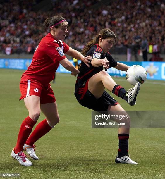 17 Anisa Guajardo Stock Photos, HighRes Pictures, and Images Getty