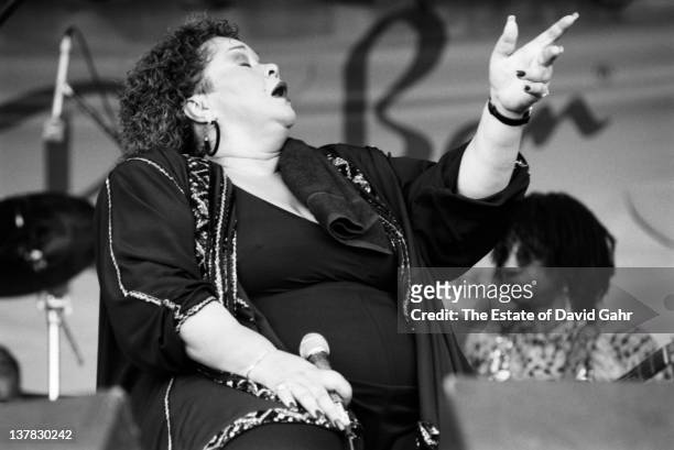 Blues singer Etta James performs at the New Orleans Jazz and Heritage Festival in April 1994 in New Orleans, Louisiana.