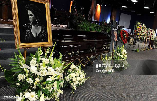 Etta James' funeral In Gardena, California, on January 28, 2012. AFP PHOTO/VALERIE MACON