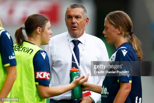 Coach Jeff Hopkins of Melbourne Victory speaks with his players during the round 14 A-League Women's match between Melbourne Victory and Canberra...