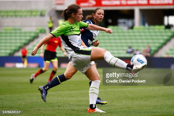 Grace Maher of Canberra United kicks the ball during the round 14 A-League Women's match between Melbourne Victory and Canberra United at AAMI Park,...