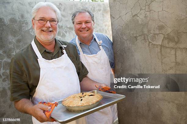 Two Bakers Photos and Premium High Res Pictures - Getty Images