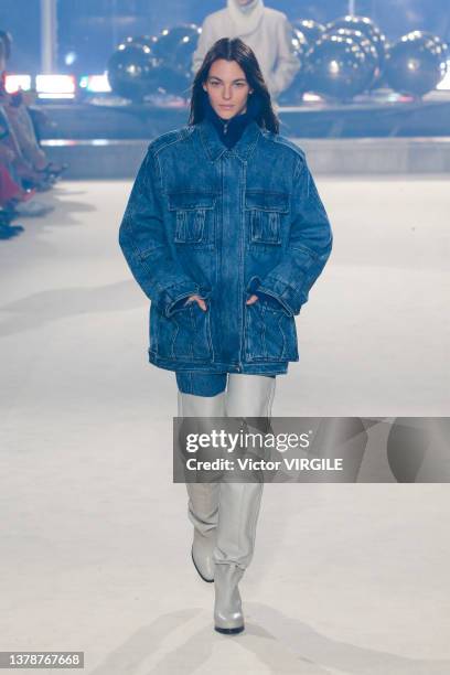 Vittoria Ceretti walks the runway during the Isabel Marant Womenswear Fall/Winter 2022-2023 fashion show as part of Paris Fashion Week on March 03,...