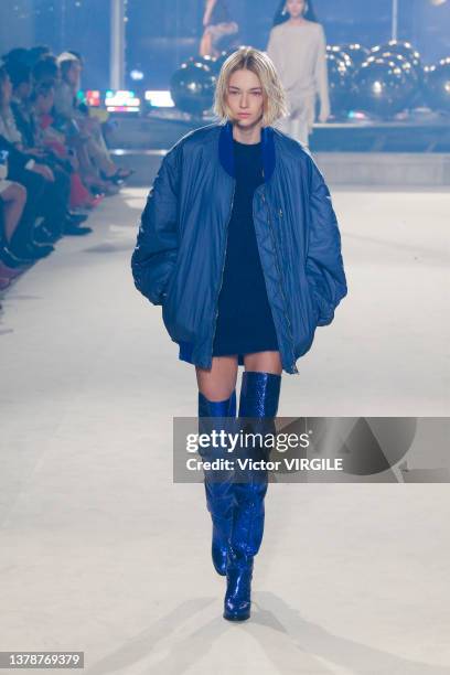 Model walks the runway during the Isabel Marant Womenswear Fall/Winter 2022-2023 fashion show as part of Paris Fashion Week on March 03, 2022 in...