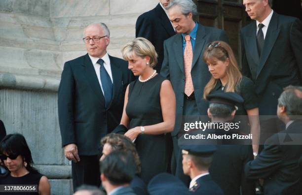 Lady Diana, Princess of Wales, attends the last tribute to Italian fashion designer Gianni Versace at Milan Cathedral . | Location: Milan Italy.