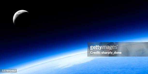 pianeta terra e la luna - ozone layer foto e immagini stock