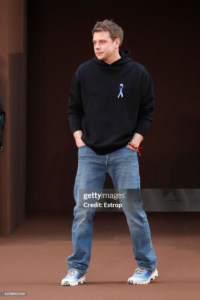 Loewe : Runway - Paris Fashion Week - Womenswear F/W 2022-2023