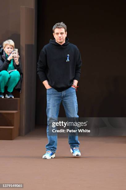 Jonathan Anderson walks the runway during the Loewe Womenswear Fall/Winter 2022-2023 show as part of Paris Fashion Week on March 04, 2022 in Paris,...