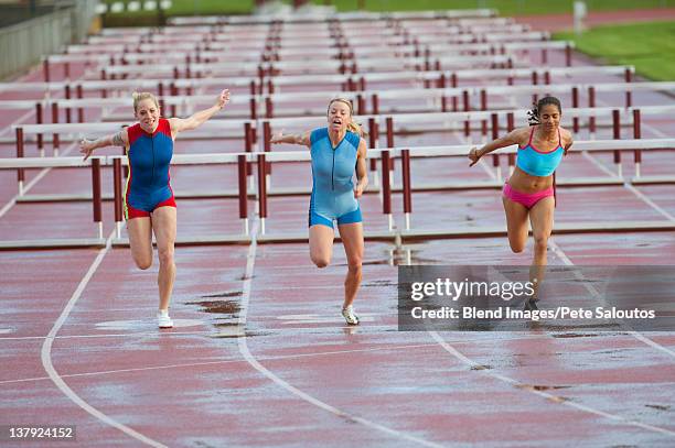 Sprinter Finishers Sprinter Finish Line Photos and Premium High Res Pictures - Getty Images
