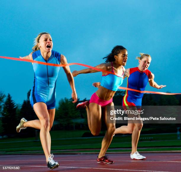 Runner Crying Crying Athlete Woman Photos and Premium High Res Pictures - Getty Images