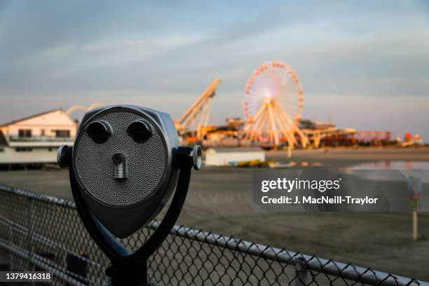 beach binoculars - wildwood new jersey stock pictures, royalty-free photos & images