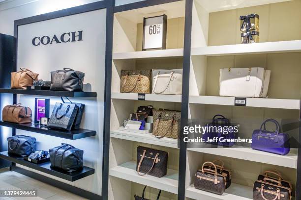 Vero Beach, Florida, Outlet mall, Coach leather goods store, handbags, 60% off .