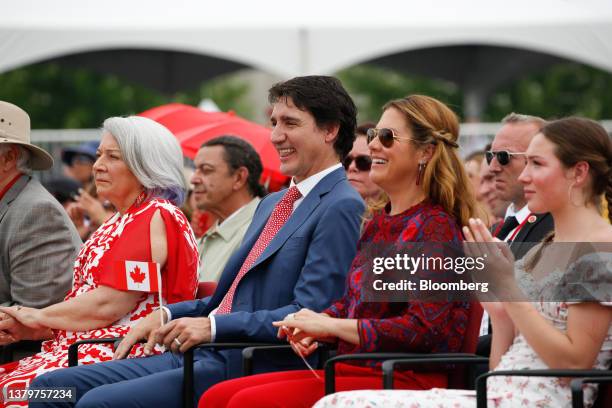 Justin Trudeau, Canada's prime minister, center left, and wife Sophie-Gregoire, center right, at LeBreton Flats during Canada Day in Ottawa, Ontario,...