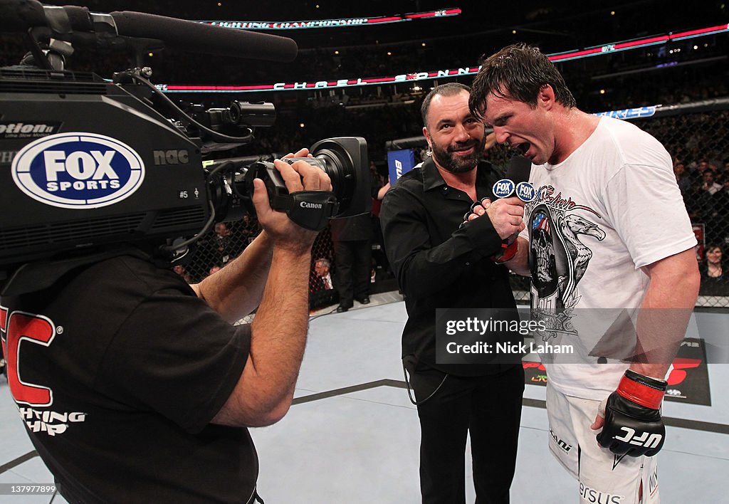 UFC on FOX 2: Evans v Davis