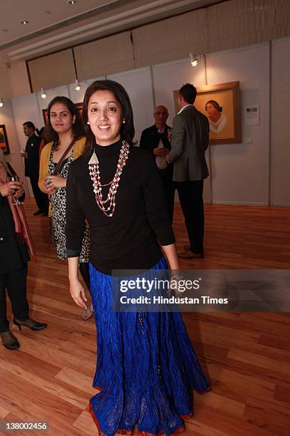 Revati Rashingkar Kings Road Gallery Photos and Premium High Res Pictures - Getty Images