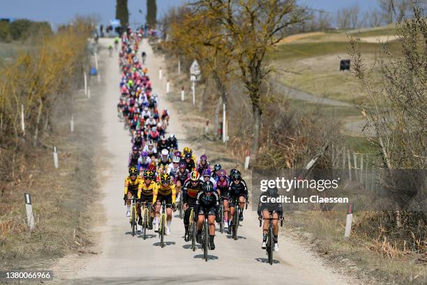 General view of Marianne Vos of Netherlands, Coryn Labecki-Rivera of United States and Team Jumbo Visma, Lotte Kopecky of Belgium and Team SD Worx,...