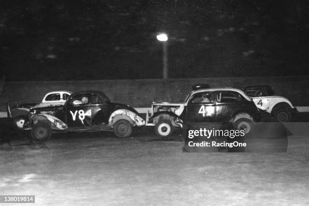 Modified Racing 1950 133 Nascar Modifieds Stock Photos, High-Res Pictures, and Images ...