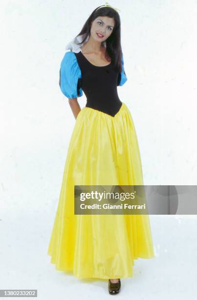 Maria Reyes, Miss Spain 1995, on a photo shoot like Snow White, 23rd November 1995, Madrid, Spain