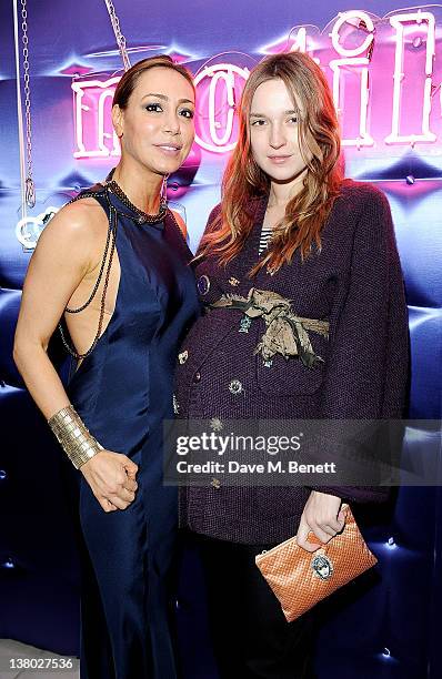Motilo 103 Motilocom Party Stock Photos, High-Res Pictures, and Images - Getty ...
