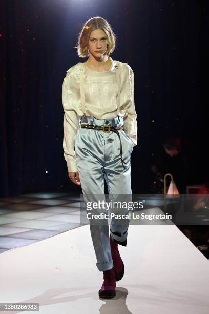 Model walks the runway during the Vivienne Westwood Womenswear Fall/Winter 2022-2023 show as part of Paris Fashion Week on March 05, 2022 in Paris,...
