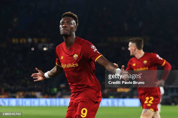 Tammy Abraham of Roma celebrates scoring his sides first goal during the Serie A match between AS Roma and Atalanta BC at Stadio Olimpico on March...