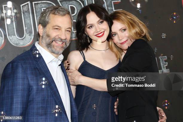 Judd Apatow, Iris Apatow and Leslie Mann attend a photocall for "The Bubble," hosted by Netflix, at Four Seasons Hotel Los Angeles at Beverly Hills...