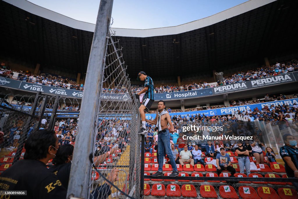 Queretaro v Atlas - Torneo Grita Mexico C22 Liga MX