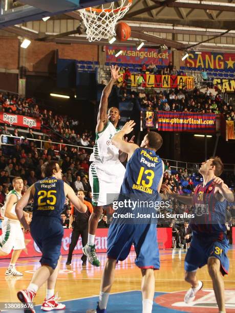 Sonny Weems, #24 of Zalgiris Kaunas in action during the 2011-2012 Turkish Airlines Euroleague TOP 16 Game Day 3 between FC Barcelona Regal and...