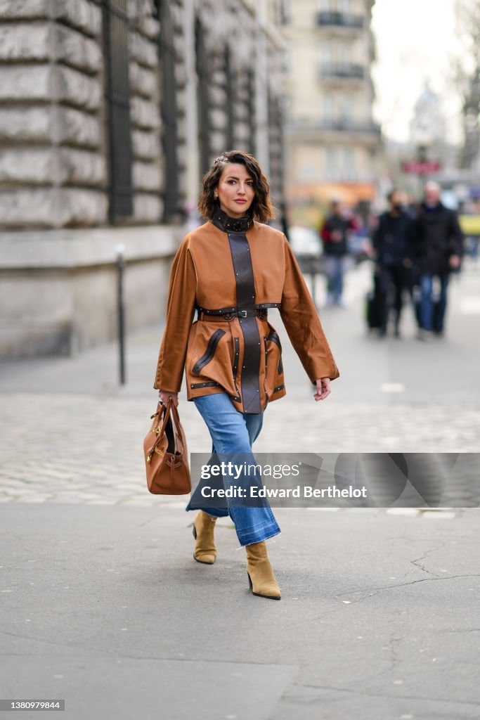 Street Style : Day Six - Paris Fashion Week - Womenswear F/W 2022-2023