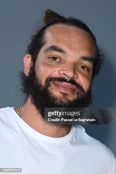Joakim Noah Headshot Photos and Premium High Res Pictures - Getty Images