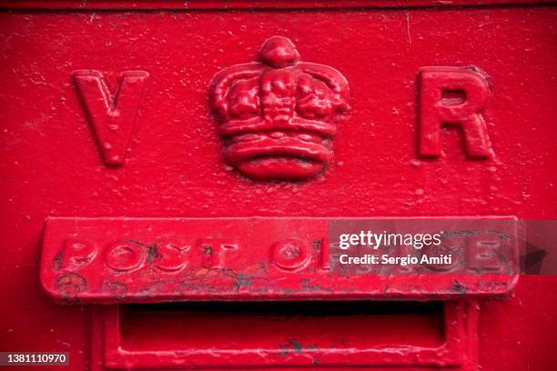 Victoria Post Box Royal Cypher Photos and Premium High Res Pictures - Getty Images