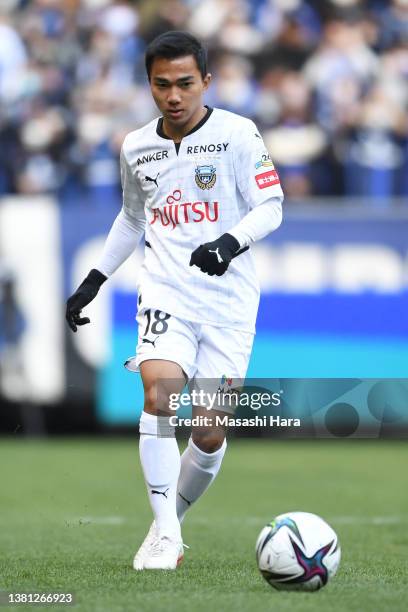 Chanathip of Kawasaki Frontale in action during the J.LEAGUE Meiji Yasuda J1 3rd Sec. Match between Gamba Osaka and Kawasaki Frontale at Panasonic...