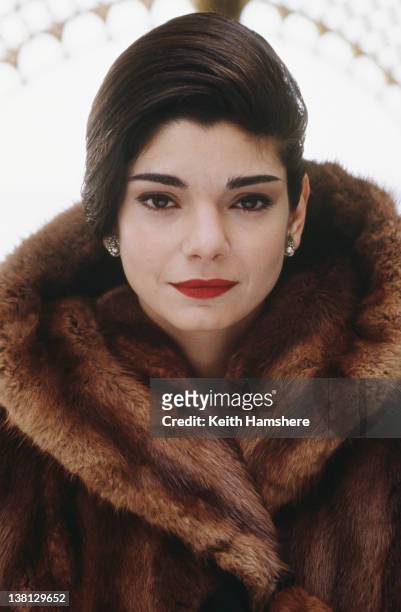 Actress Laura San Giacomo stars in the thriller 'Under Suspicion', 1991.