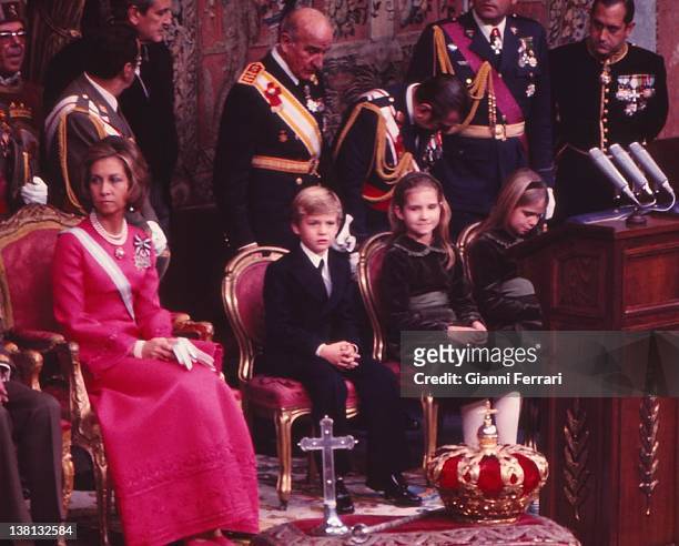 Coronation of King Juan Carlos I and Queen Sofia in the Parliament, with their children Felipe, Elena and Cristina, 22nd November 1975, Madrid, Spain.