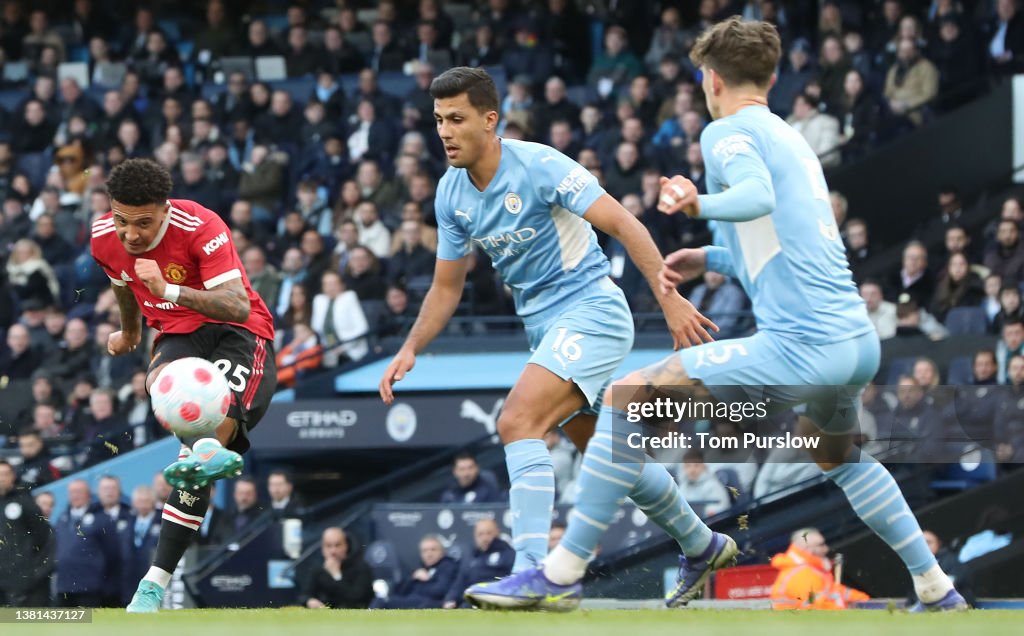 Manchester City v Manchester United - Premier League